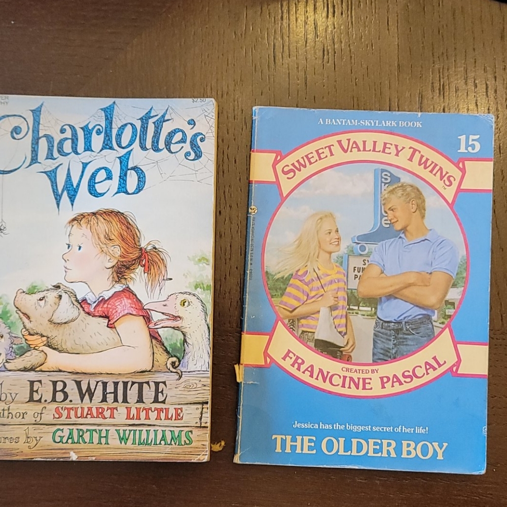 Charlotte's web book and sweet valley twins book